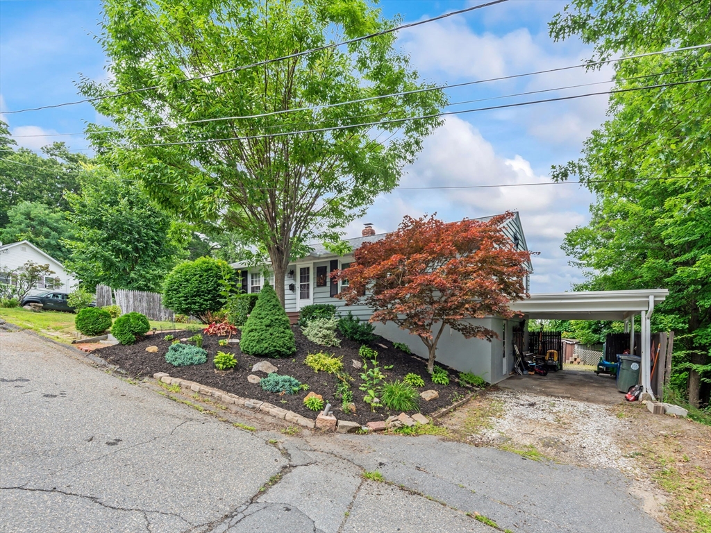 49 Newton Hts, Leominster, MA Photo #36