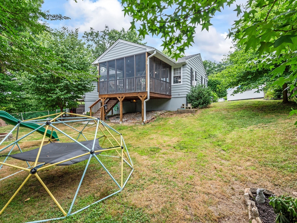 49 Newton Hts, Leominster, MA Photo #41