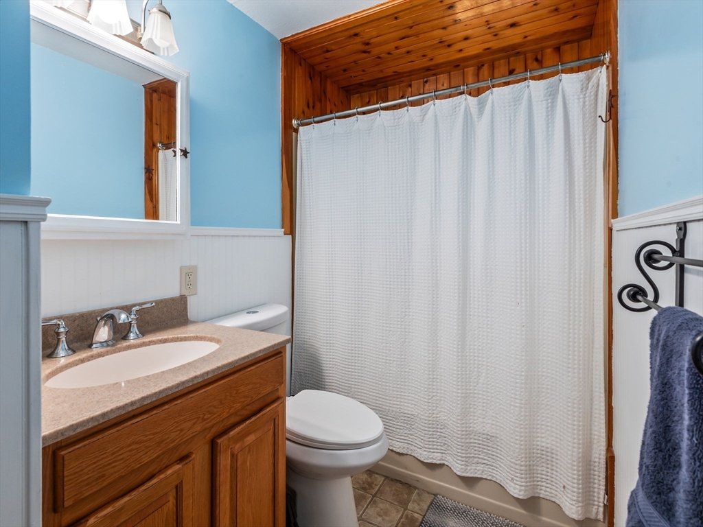 49 Newton Hts, Leominster, MA Photo #21