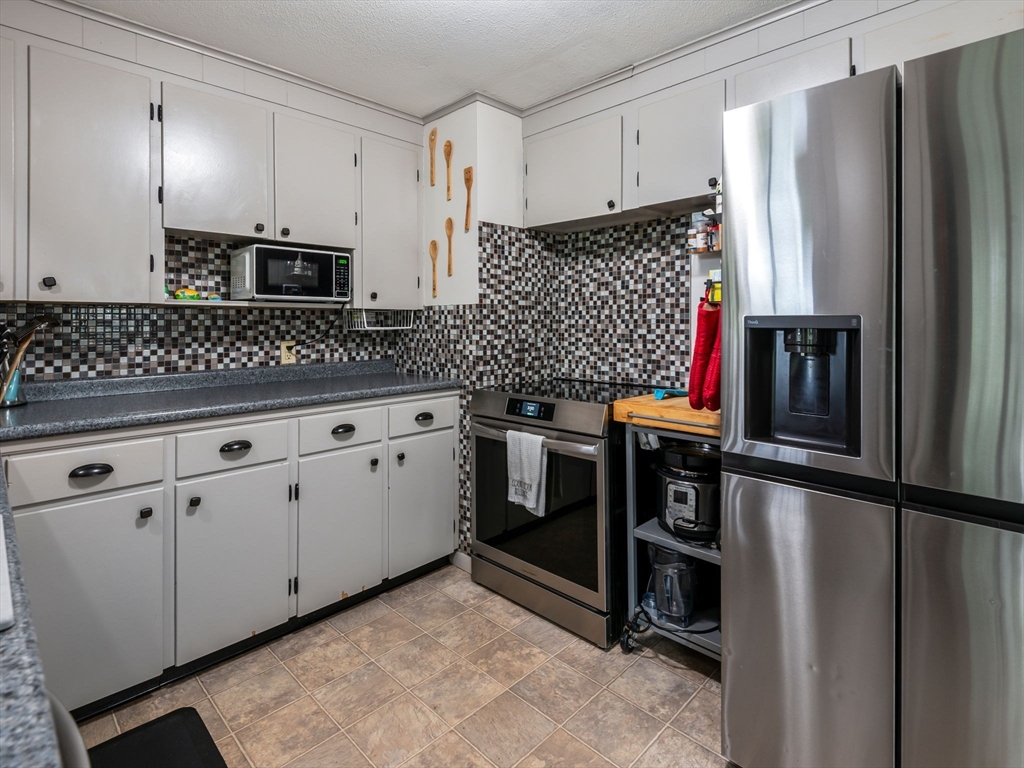 49 Newton Hts, Leominster, MA Photo #14