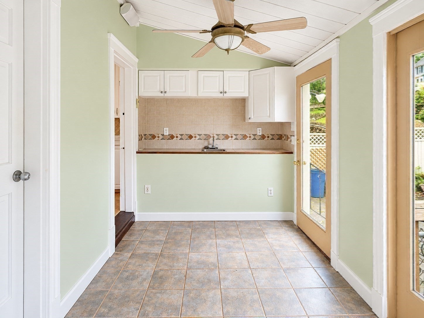 65 Chestnut St #1, Wakefield, MA, 65 Chestnut St #1, Wakefield, MA Photo #26