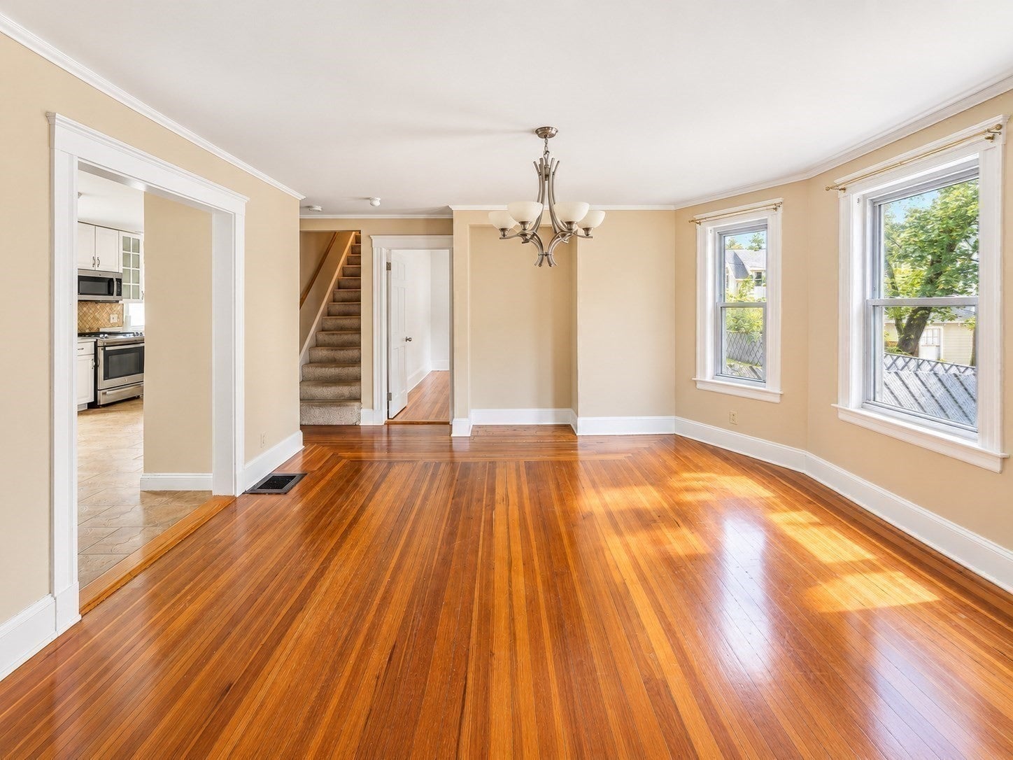 65 Chestnut St #1, Wakefield, MA, 65 Chestnut St #1, Wakefield, MA Photo #4
