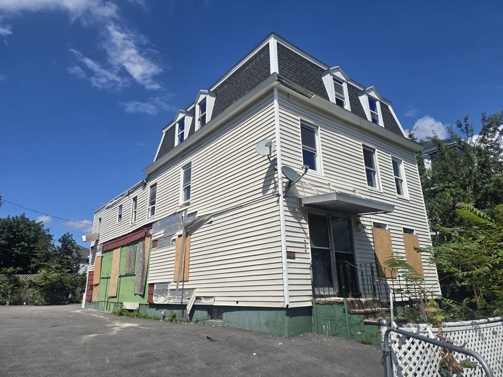 158 Austin St, Worcester, MA, 158 Austin St, Worcester, MA Photo #2