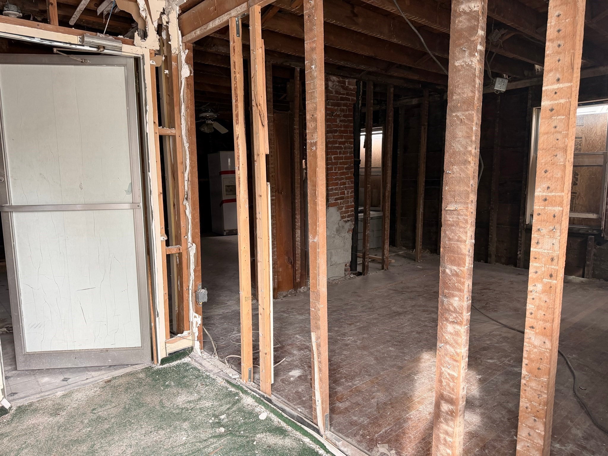 158 Austin St, Worcester, MA, 158 Austin St, Worcester, MA Photo #3