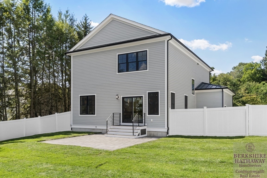 15 Cedarcroft Lane