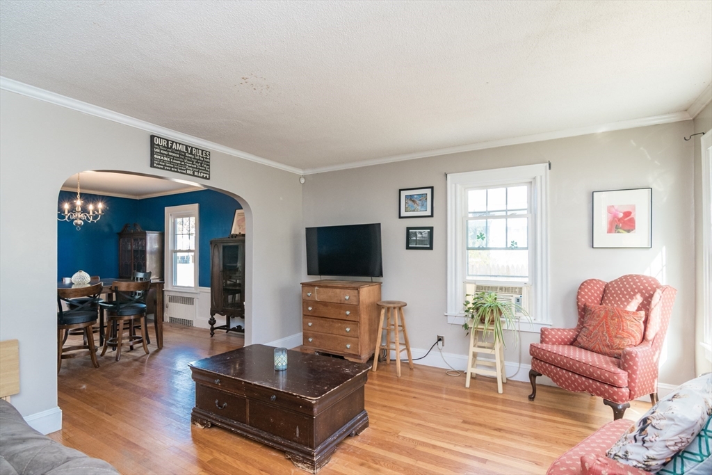 28 Rencelau St