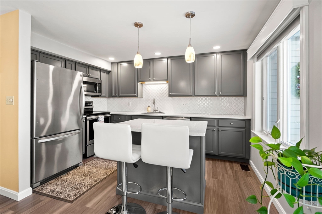 1215 Sheffield Way 1215