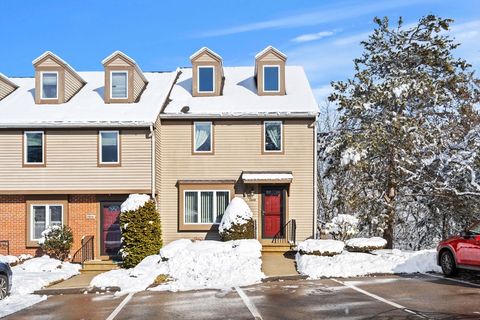 Photo of 1215 Sheffield Way #1215, Saugus, MA 01906 (MLS # 73470310)