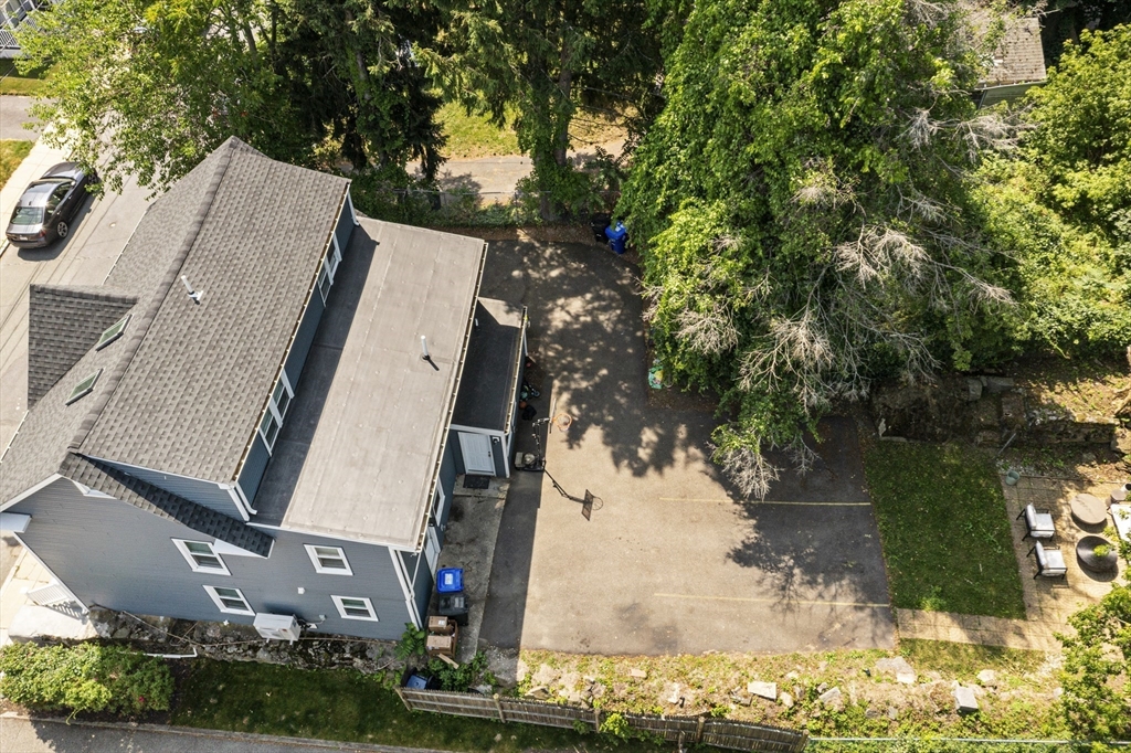 20 Cedar St