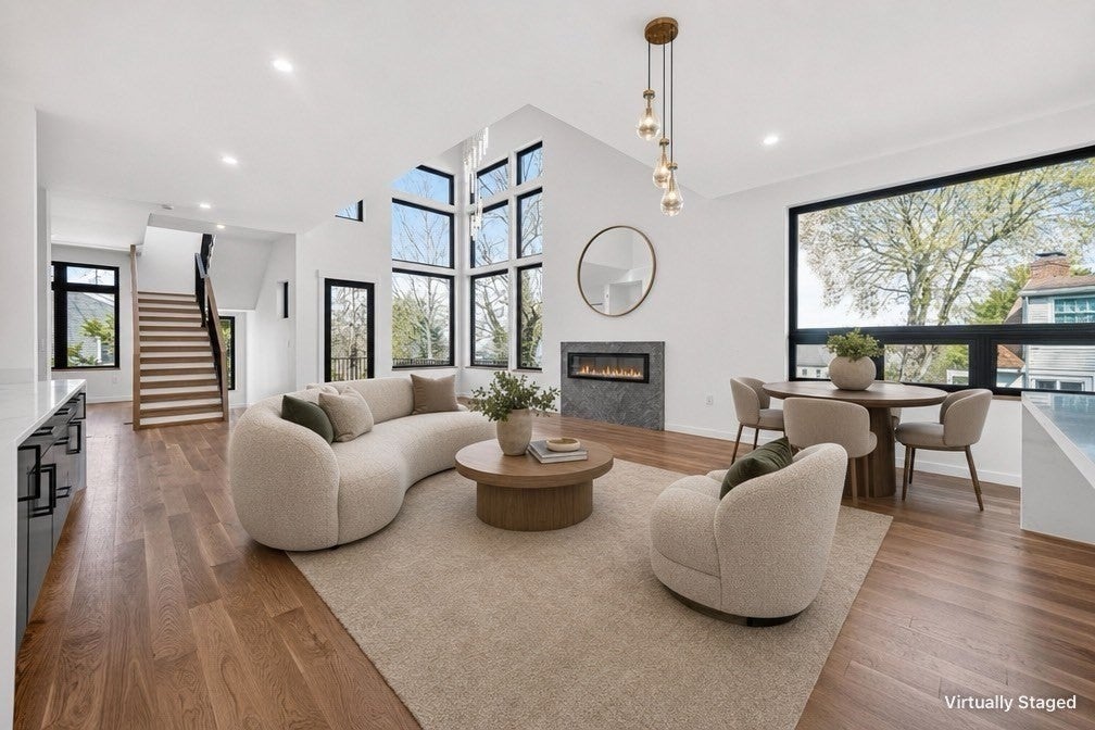 15 Bird Hill