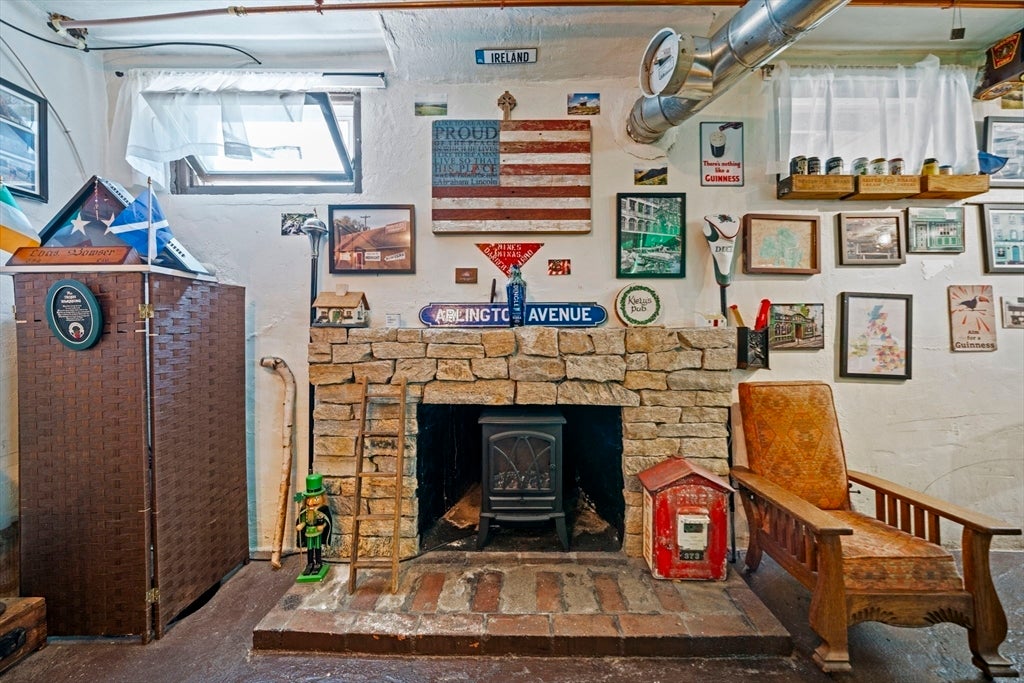 1 Brook Rd, Woburn, MA, 1 Brook Rd, Woburn, MA Photo #25