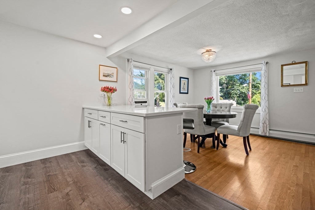 1 Brook Rd, Woburn, MA, 1 Brook Rd, Woburn, MA Photo #9
