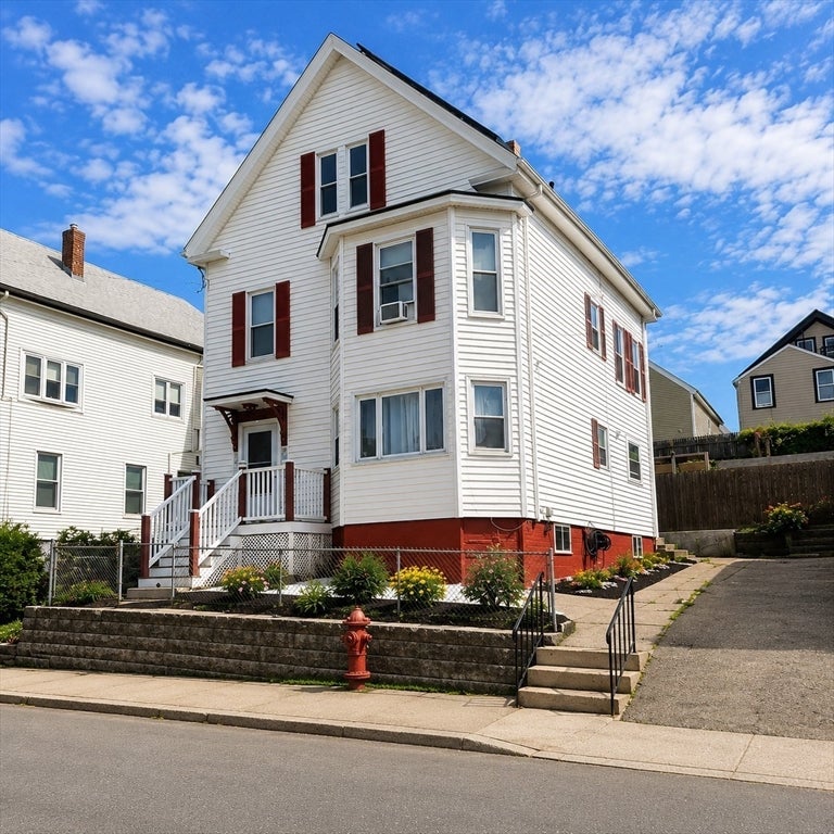 33 Hancock St, Haverhill, MA Photo #3