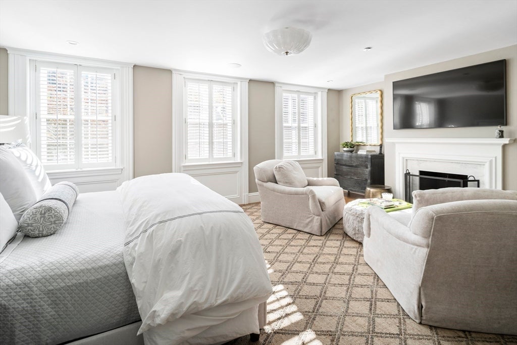 54 Pinckney St, Boston, MA Photo #13