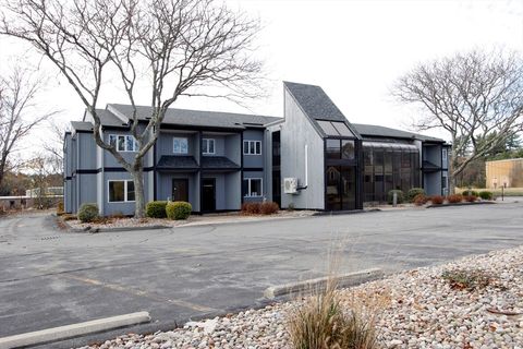 207 Bedford Street 1 Lakeville MA 02347