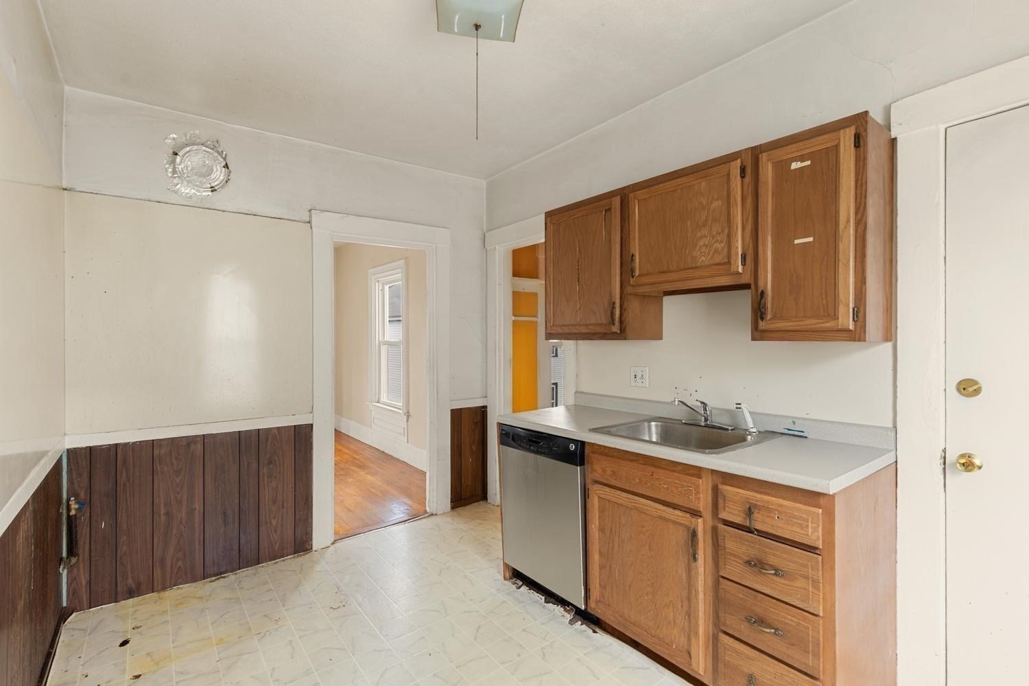 17 Rush St, Somerville, MA, 17 Rush St, Somerville, MA Photo #20