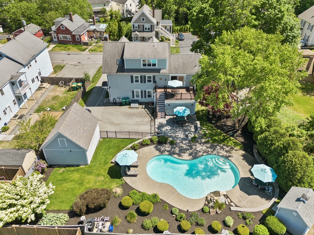 25 Franklin St