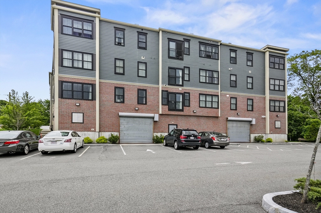 9 Independence Ave 104