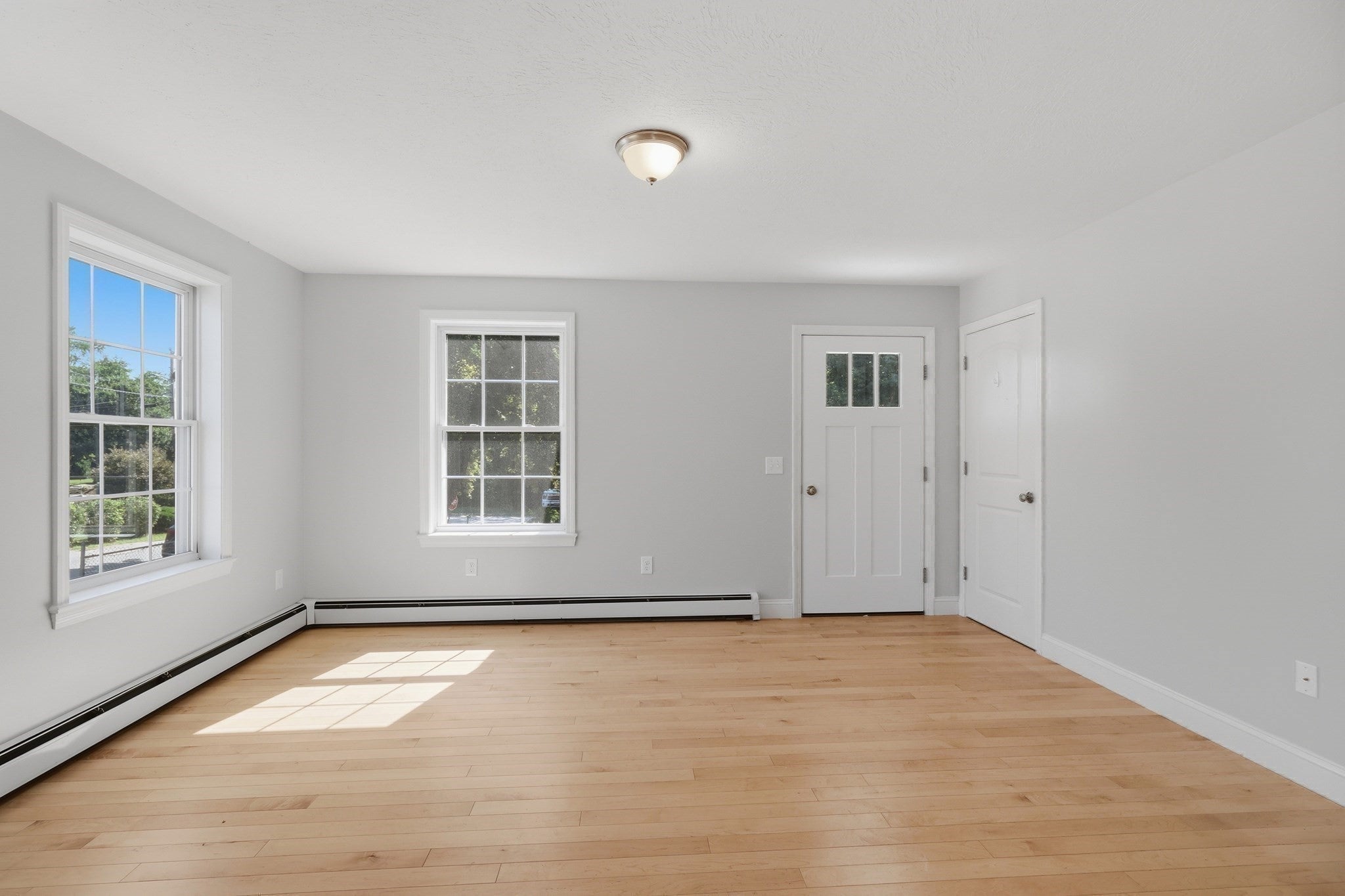 2 Evelyn Avenue