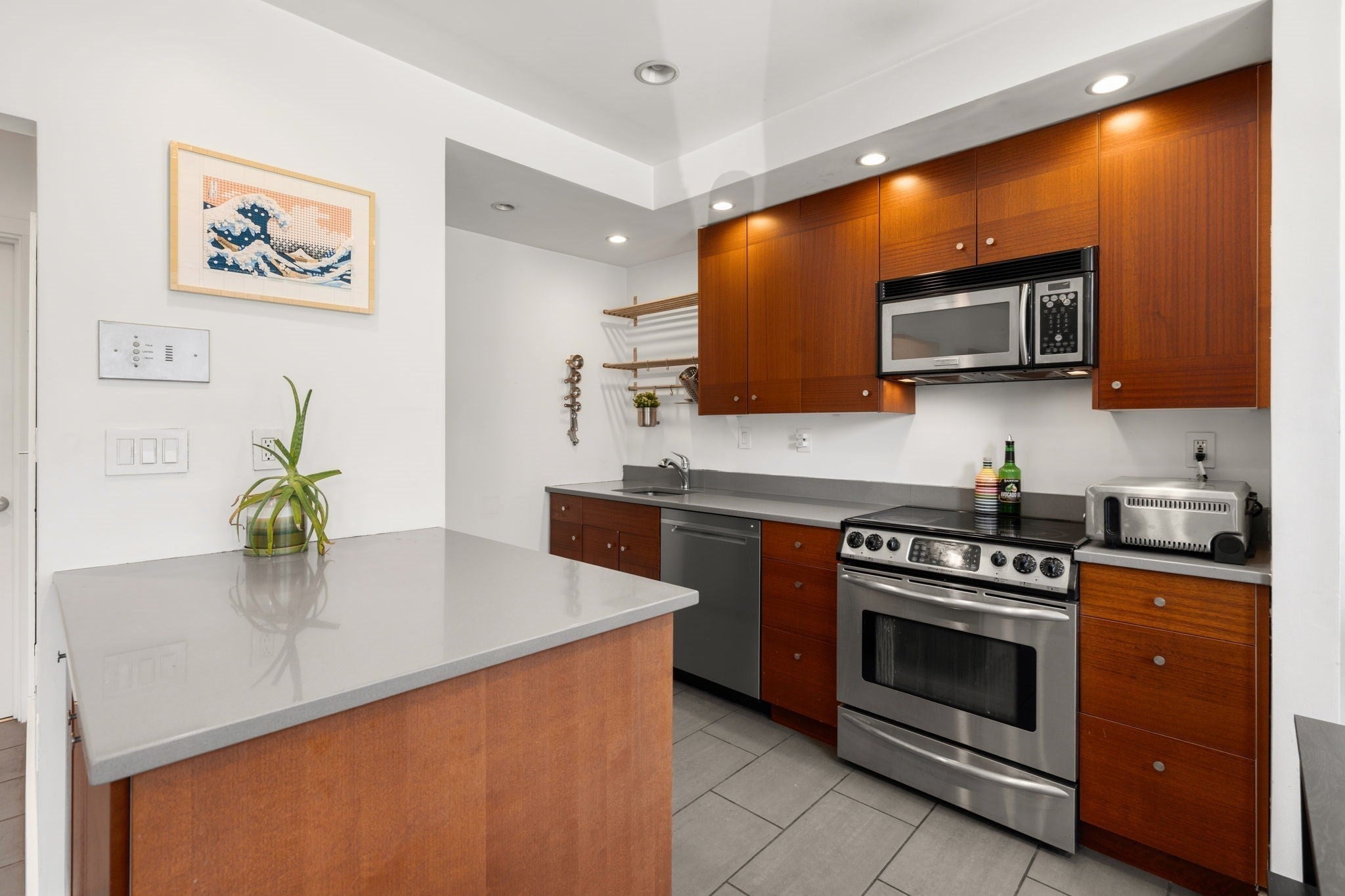 7 Cypress Rd #702, Boston, MA Photo #7