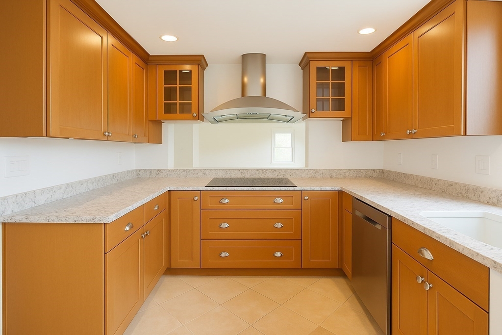 200 Ledgewood 601