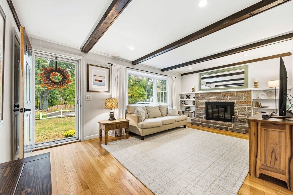392 Mansfield Rd, North Attleboro, MA, 392 Mansfield Rd, North Attleboro, MA Photo #2