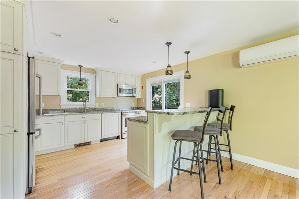 152 Alley Rd
