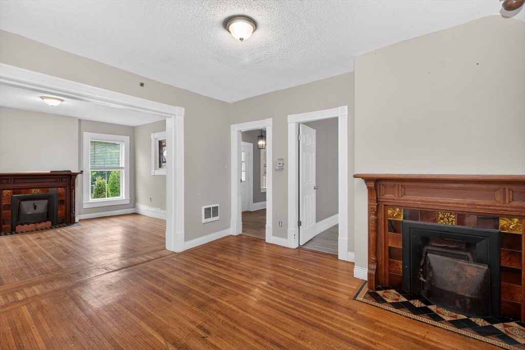 253 Oak St, Holyoke, MA, 253 Oak St, Holyoke, MA Photo #40