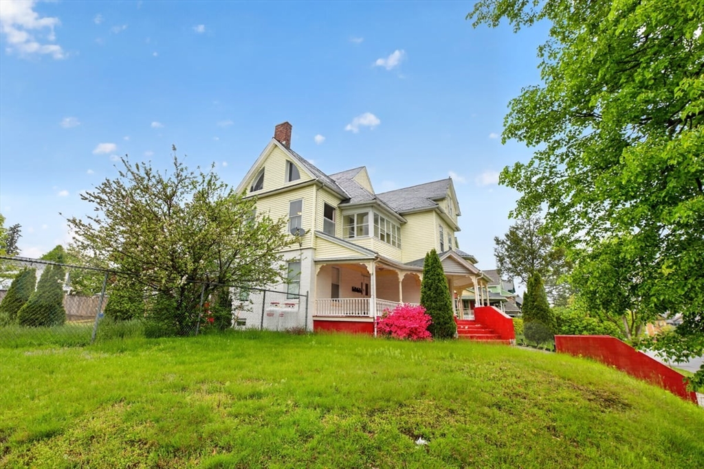 253 Oak St, Holyoke, MA, 253 Oak St, Holyoke, MA Photo #5