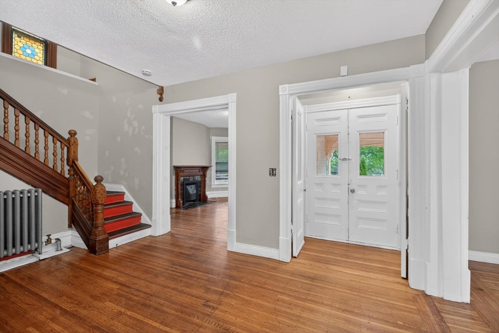 253 Oak St, Holyoke, MA, 253 Oak St, Holyoke, MA Photo #42