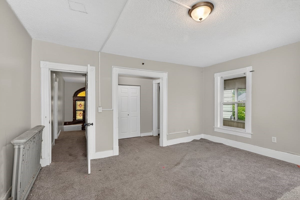 253 Oak St, Holyoke, MA, 253 Oak St, Holyoke, MA Photo #26