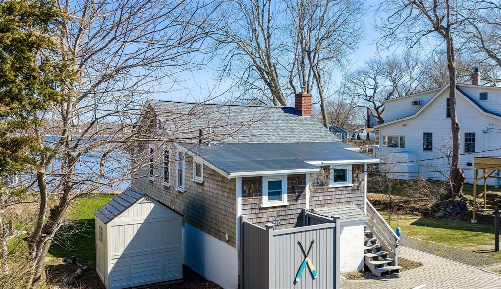 4 Ross Ave