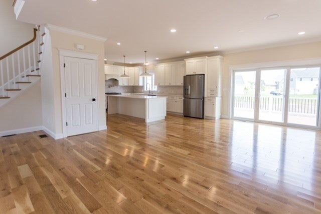 18 Cooper Rd