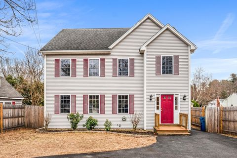 12 Horton Ln Billerica MA 01821