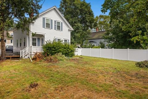 698 Fall River Ave Seekonk MA 02771