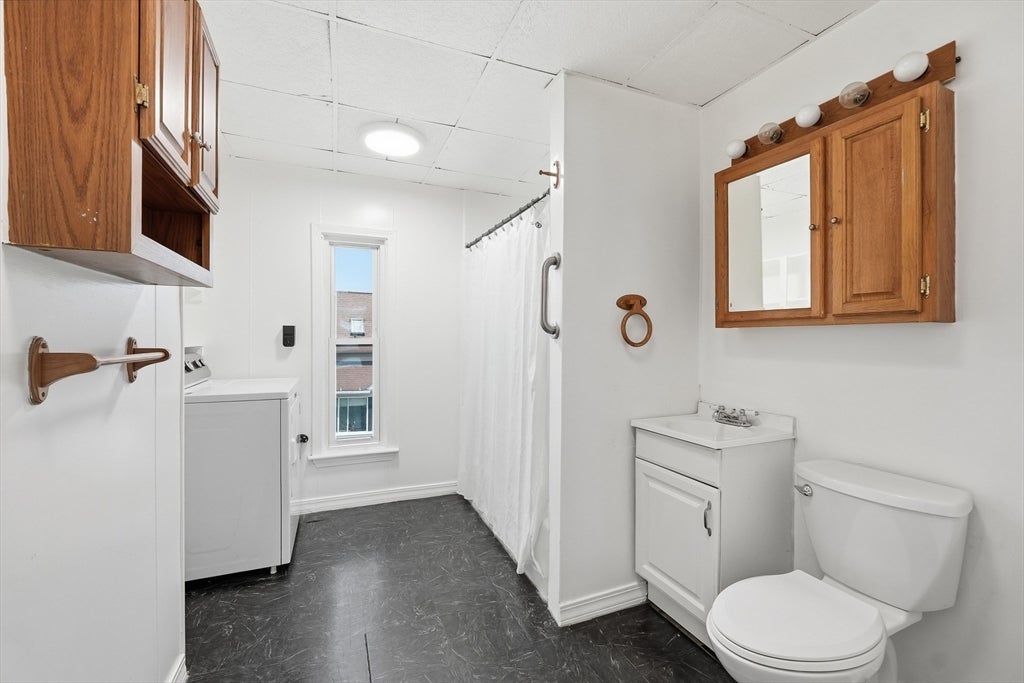 18 Ball St, Worcester, MA, 18 Ball St, Worcester, MA Photo #27