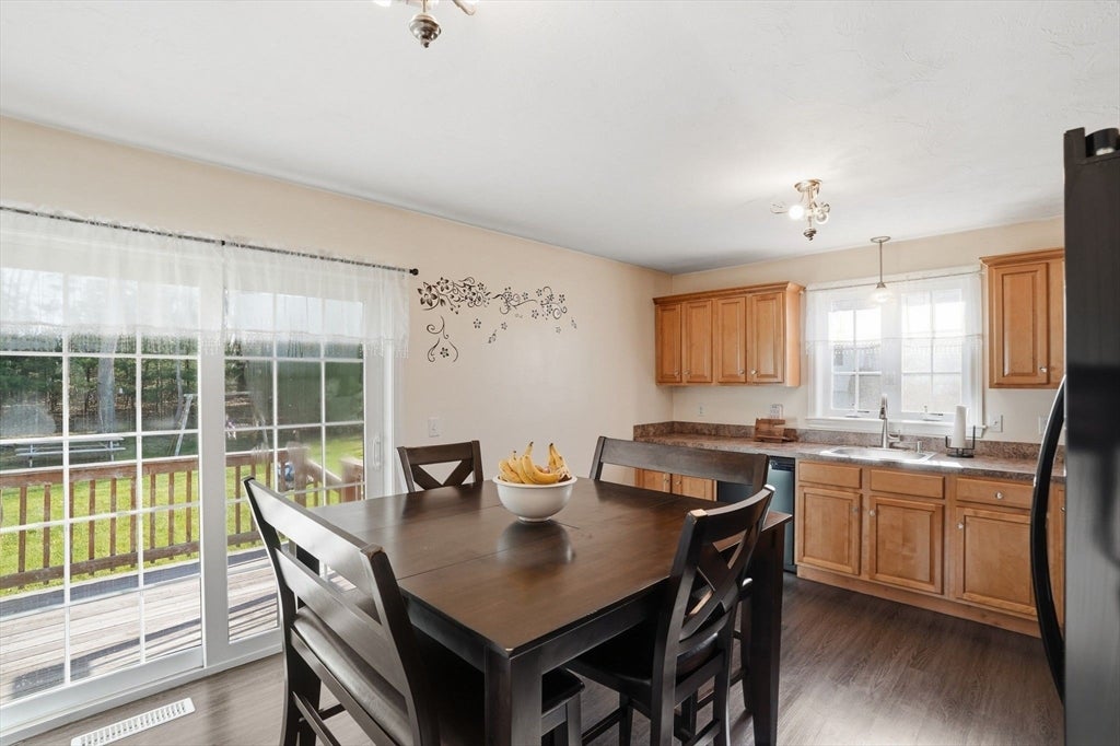 943 Stonegate Lndg, Dighton, MA, 943 Stonegate Lndg, Dighton, MA Photo #9
