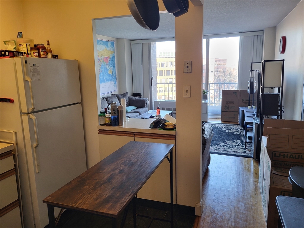 44 Washington St. 703