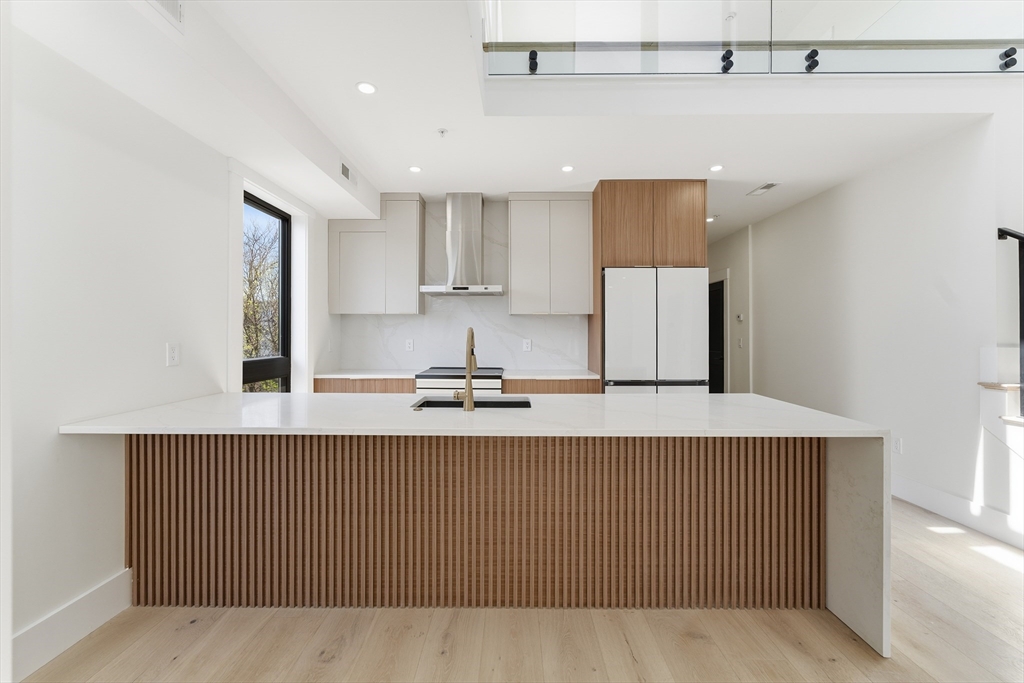 17 Holmes Street PH1