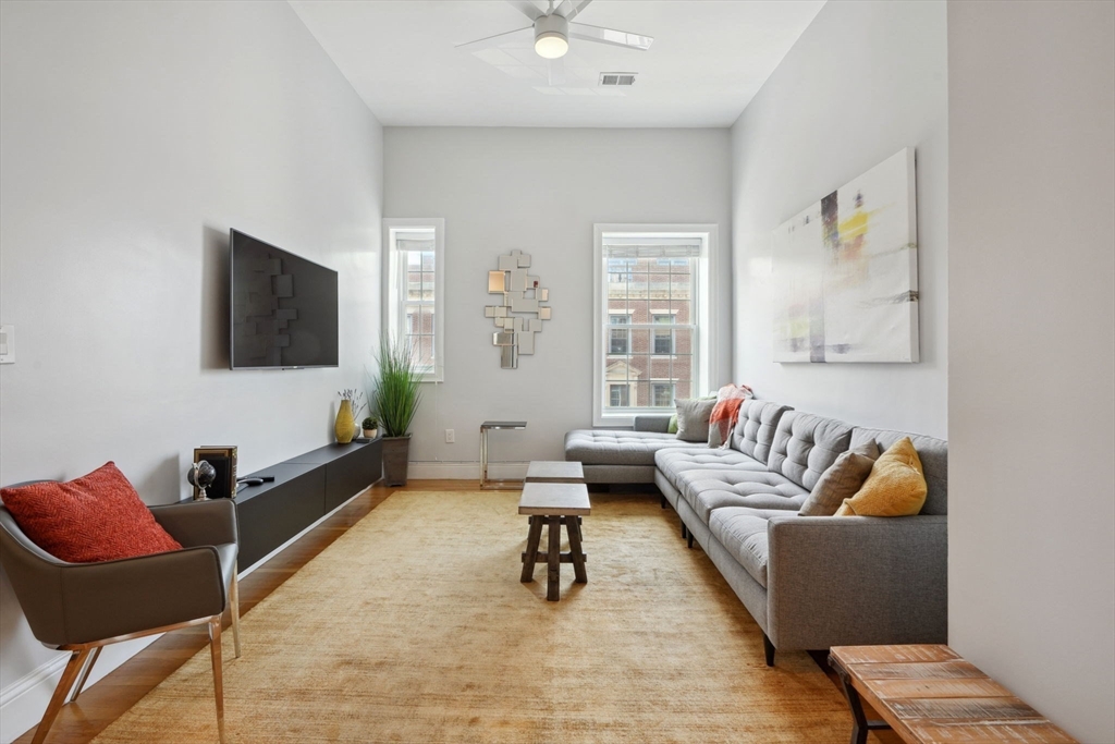119 Dorchester St 2