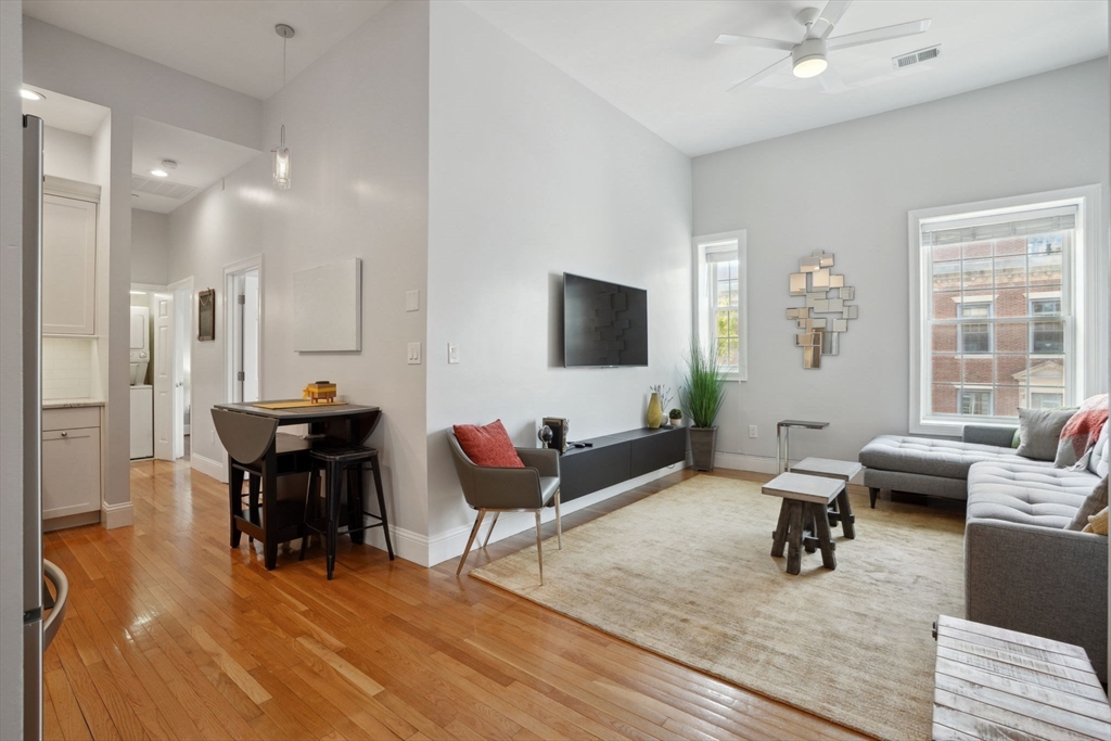 119 Dorchester St 2