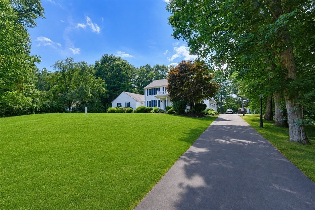 9 Northville Ave