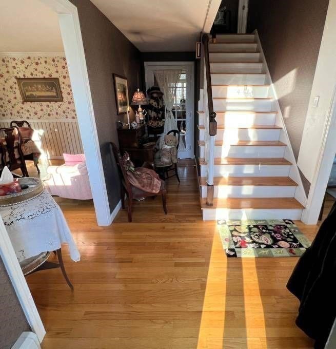 30 Katherine Lee Bates Rd