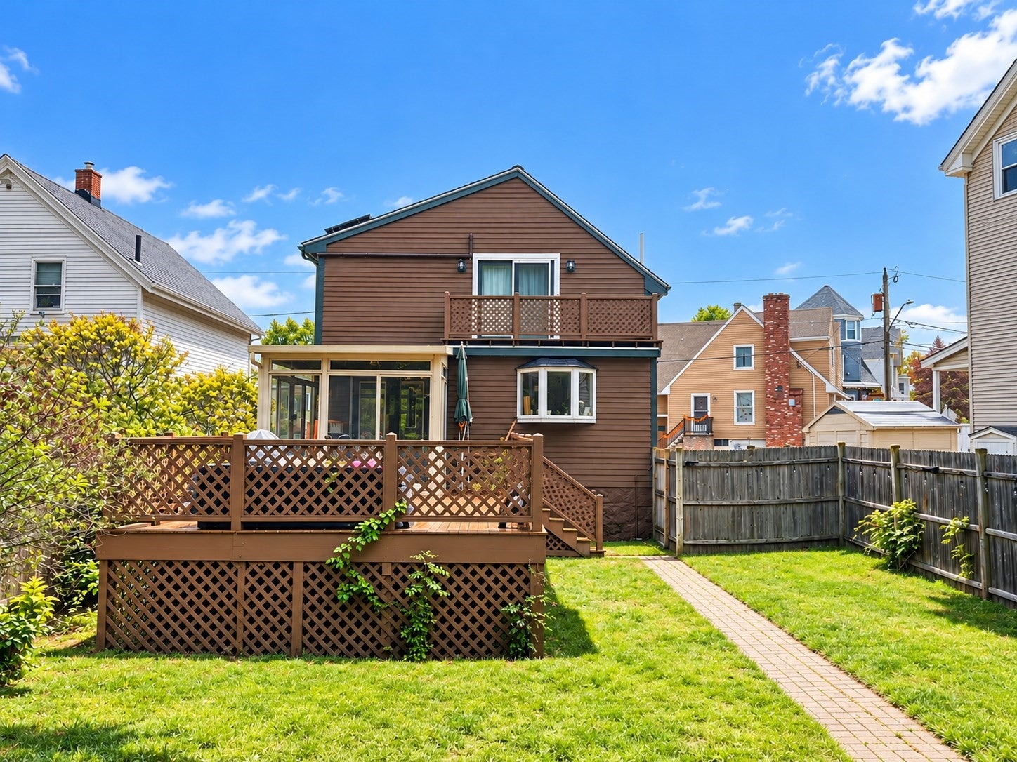 44 Balcomb St