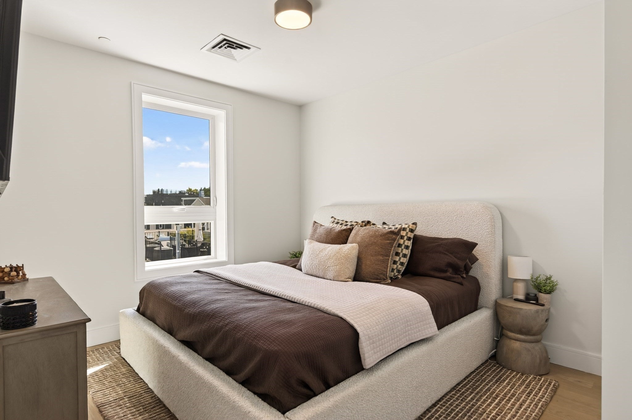 301 Border St #606, Boston, MA Photo #8