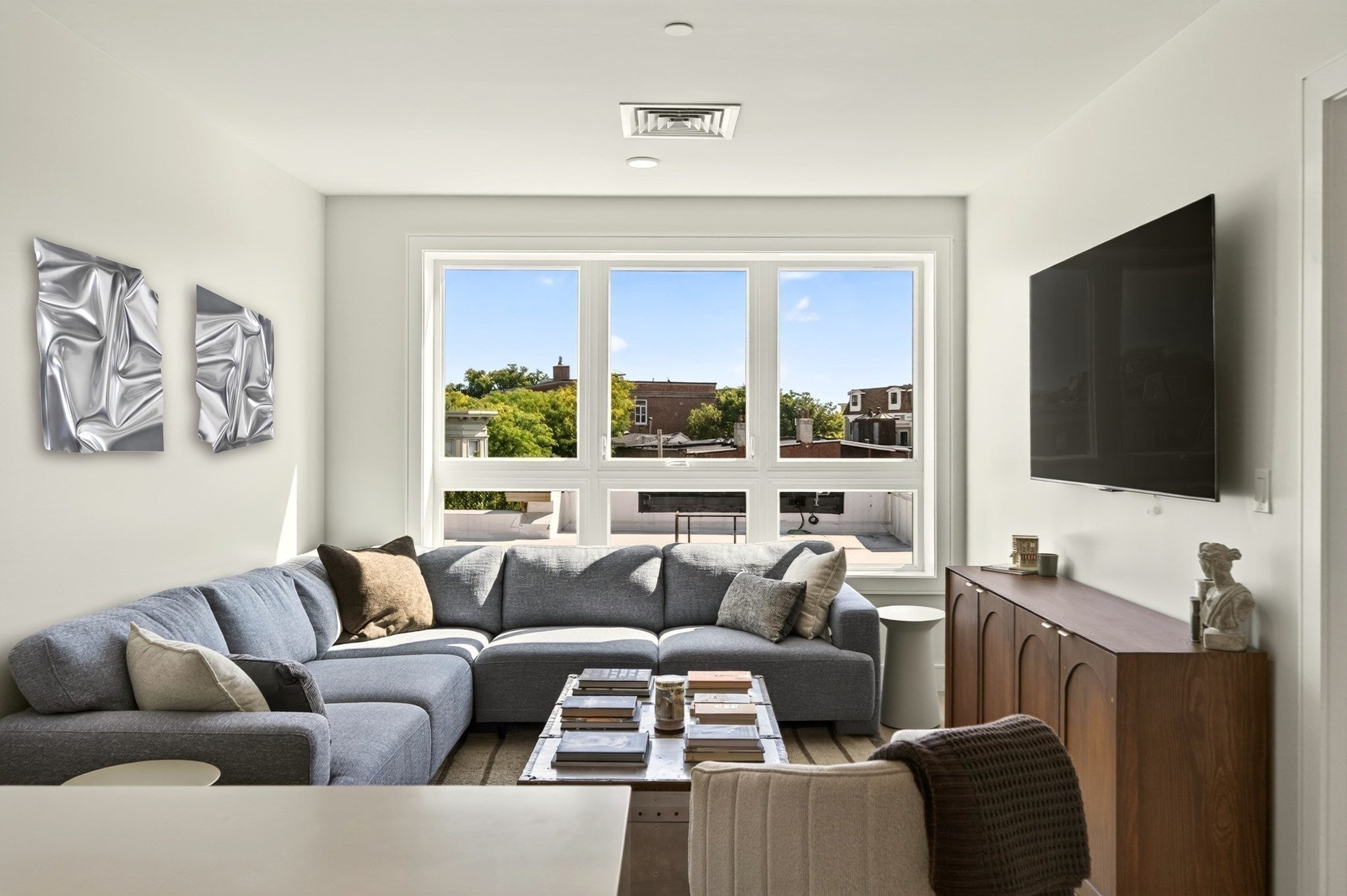 301 Border St #606, Boston, MA Photo #6