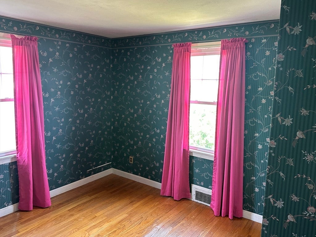 42 Clairmont Ave, Chicopee, MA Photo #18