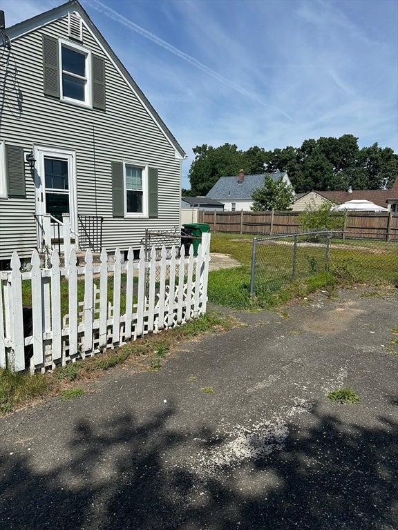 42 Clairmont Ave, Chicopee, MA Photo #2