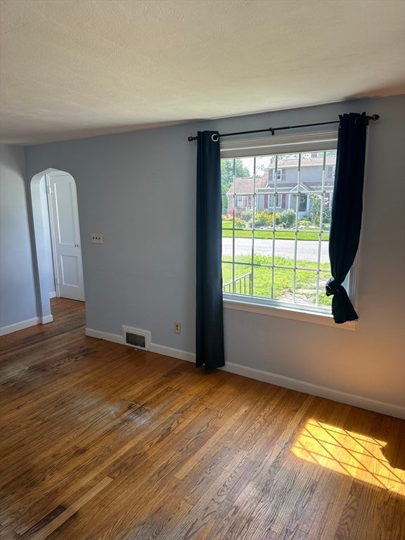 42 Clairmont Ave, Chicopee, MA Photo #15