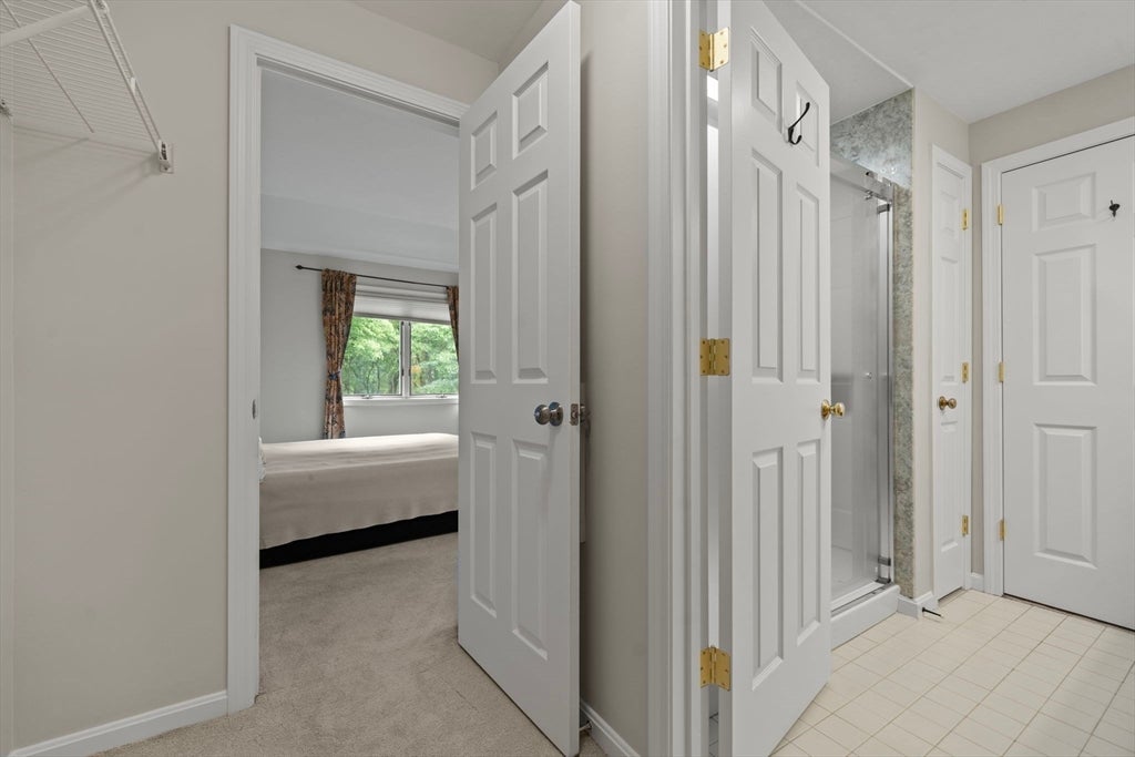 8 Country Meadow Rd #8, Haverhill, MA, 8 Country Meadow Rd #8, Haverhill, MA Photo #18